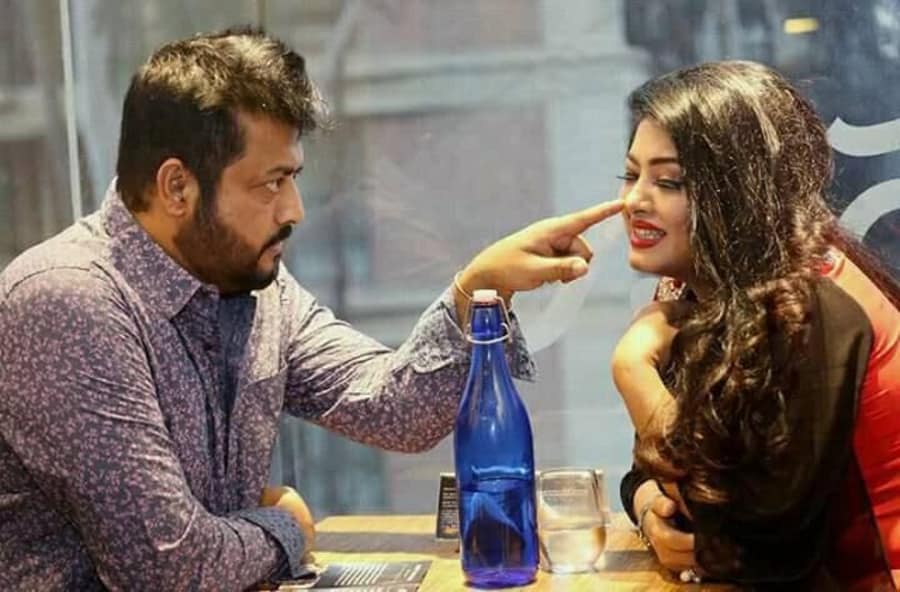 তবে কি ভেঙে যাচ্ছে ওমর সানি-মৌসুমীর সংসার?